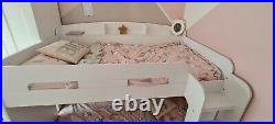 White bunk bed great condition